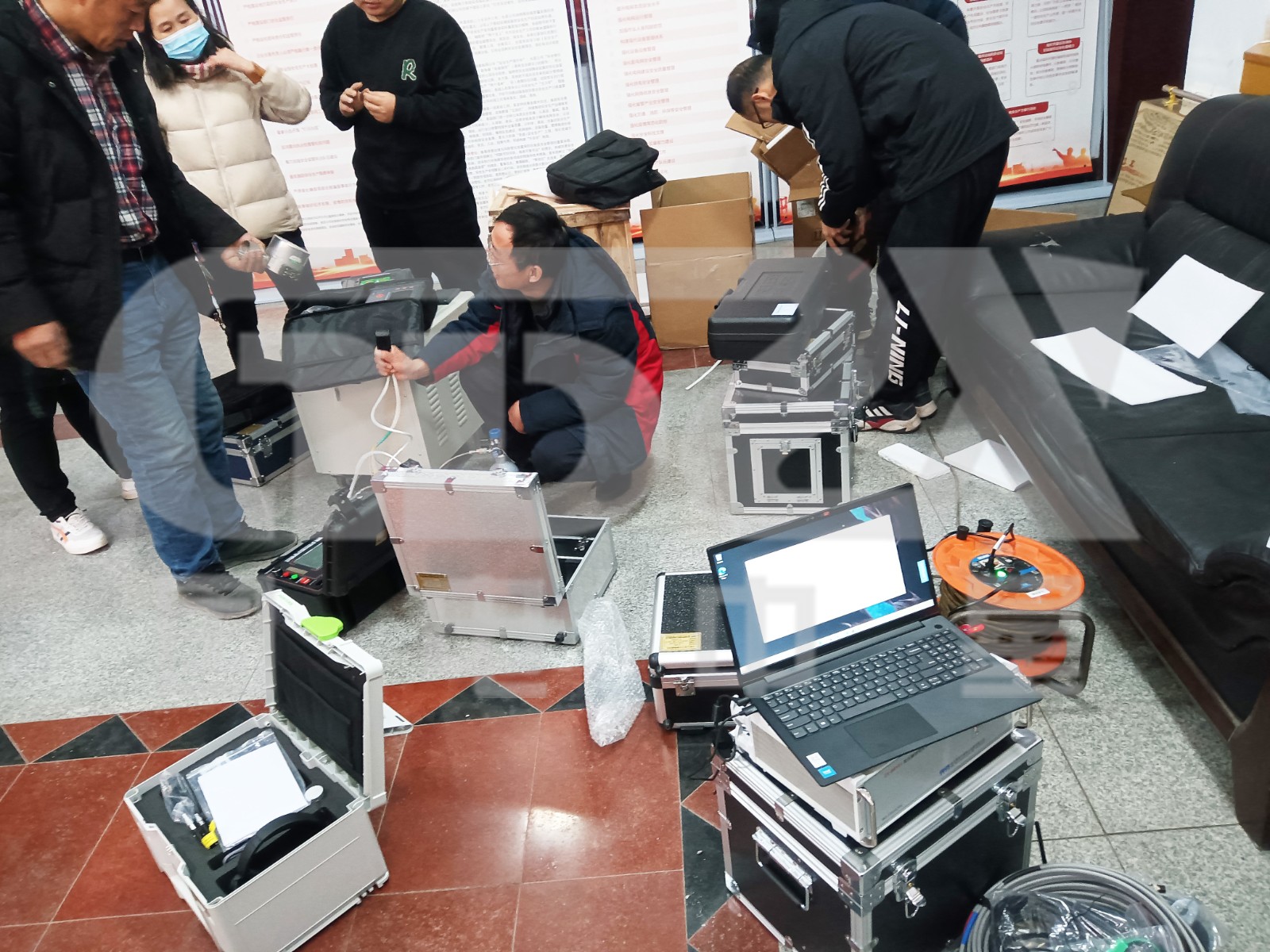 山西客戶線路參數(shù)測試儀試驗(yàn)3.jpg 山西客戶線路參數(shù)測試儀試驗(yàn)3.jpg